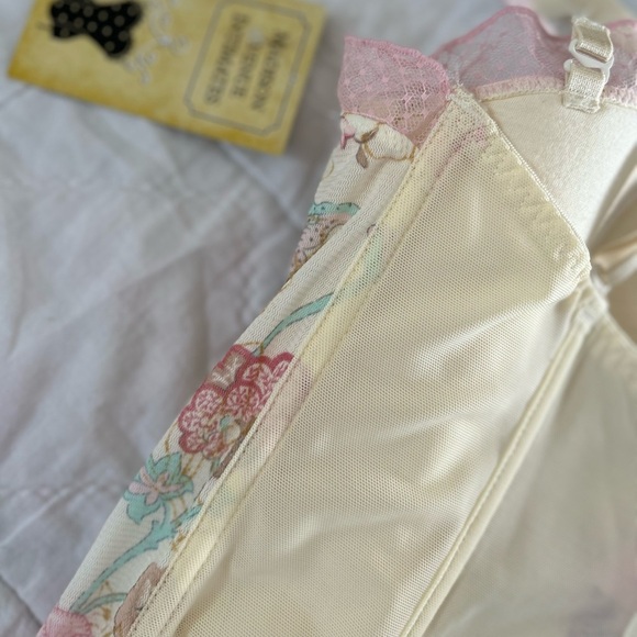 Lover Era Set by Madison Ave size large - Picture 12 of 16